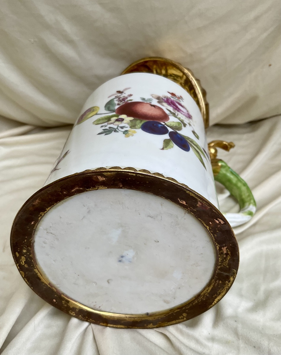 Mug, Meissen Porcelain, Polychrome Decoration: Flowers, Fruits, Insects, Mid-18th Century -photo-1