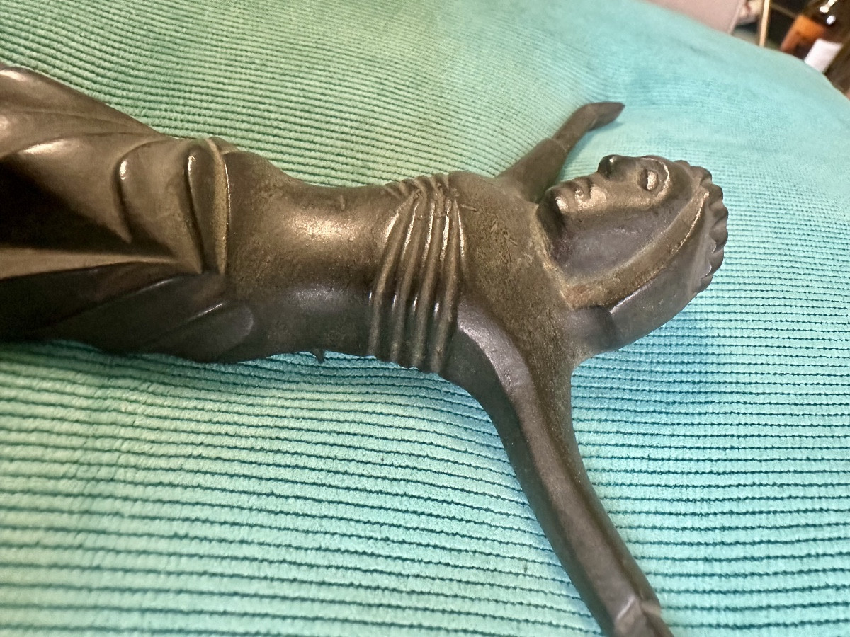 Figure de Jésus Christ Crucifié en Bronze moulu ,France d’Époque Gothique de XIVème Siècle -photo-3