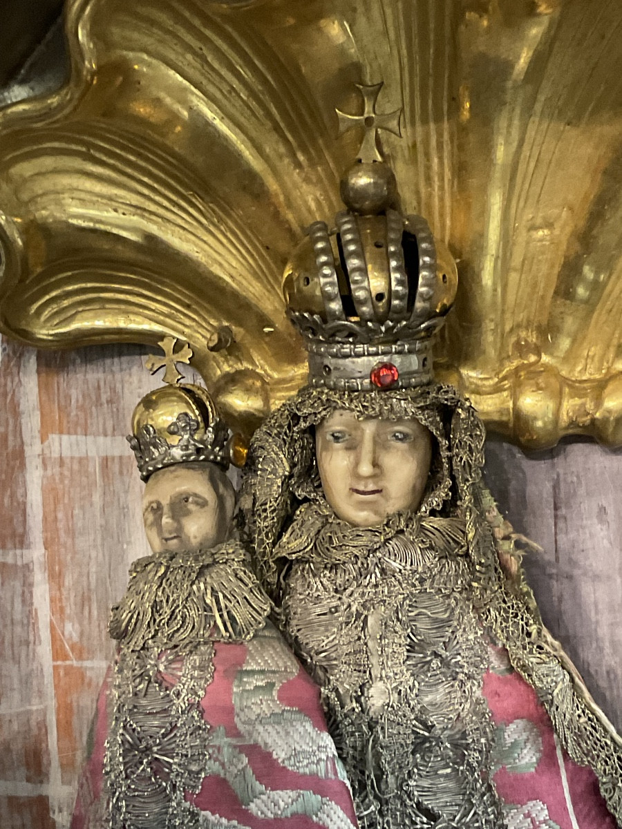 Vitrine de Dévotion ( Travail de Soeurs ) , Vierge à l’Enfant en Cire,  couronnées, Tirol XVIII-photo-2