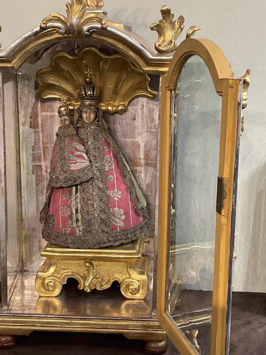 Vitrine de Dévotion ( Travail de Soeurs ) , Vierge à l’Enfant en Cire,  couronnées, Tirol XVIII-photo-3