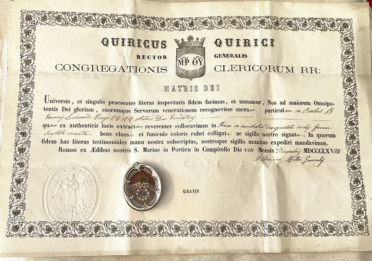 Capsule-Reliquaire ( Encolpion) de Saint Léonard accompagné de son Authentique, daté 1868.