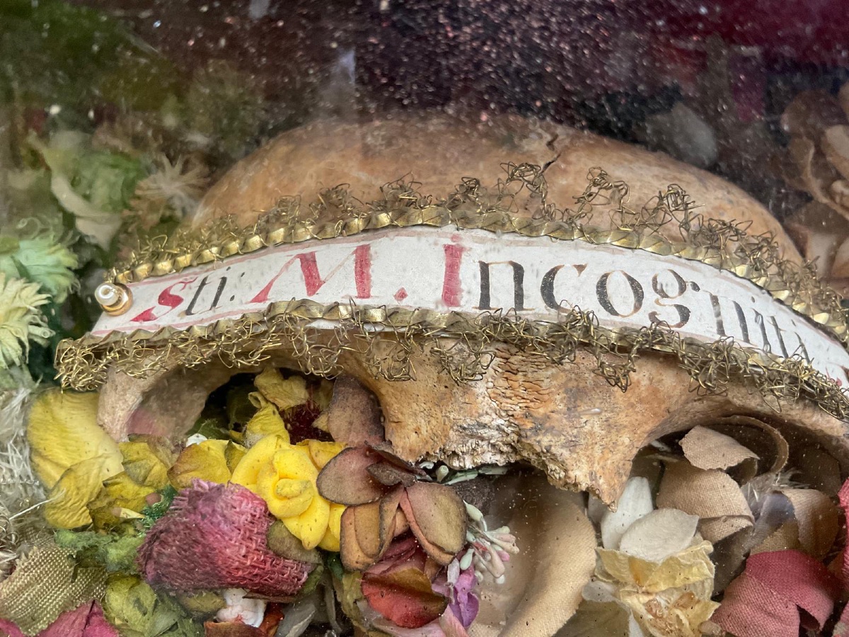 Reliquary “ex Ossibus S. M. Incogniti,” Italy, 18th Century-photo-4