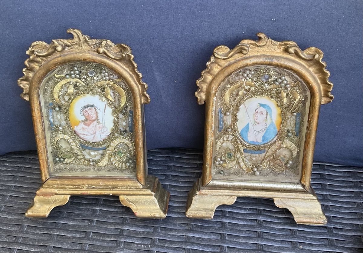 Paire de Cadres Reliquaires de Saints et Martyrs, Tyrol, XVIIIe siècle