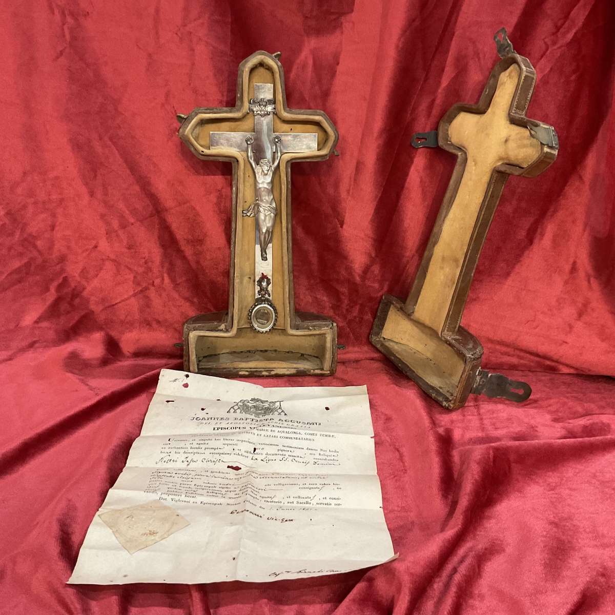 Croix Reliquaire ( Argent) Avec Fragment De La Vraie Croix Et Authentique, Italie (Vigevano)XIX