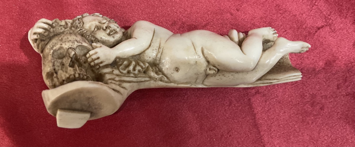 Memento Mori, Sculpture  En Bois de Cerfs , Venant D‘un Cabinet de Curiosités, Tyrol XIXe