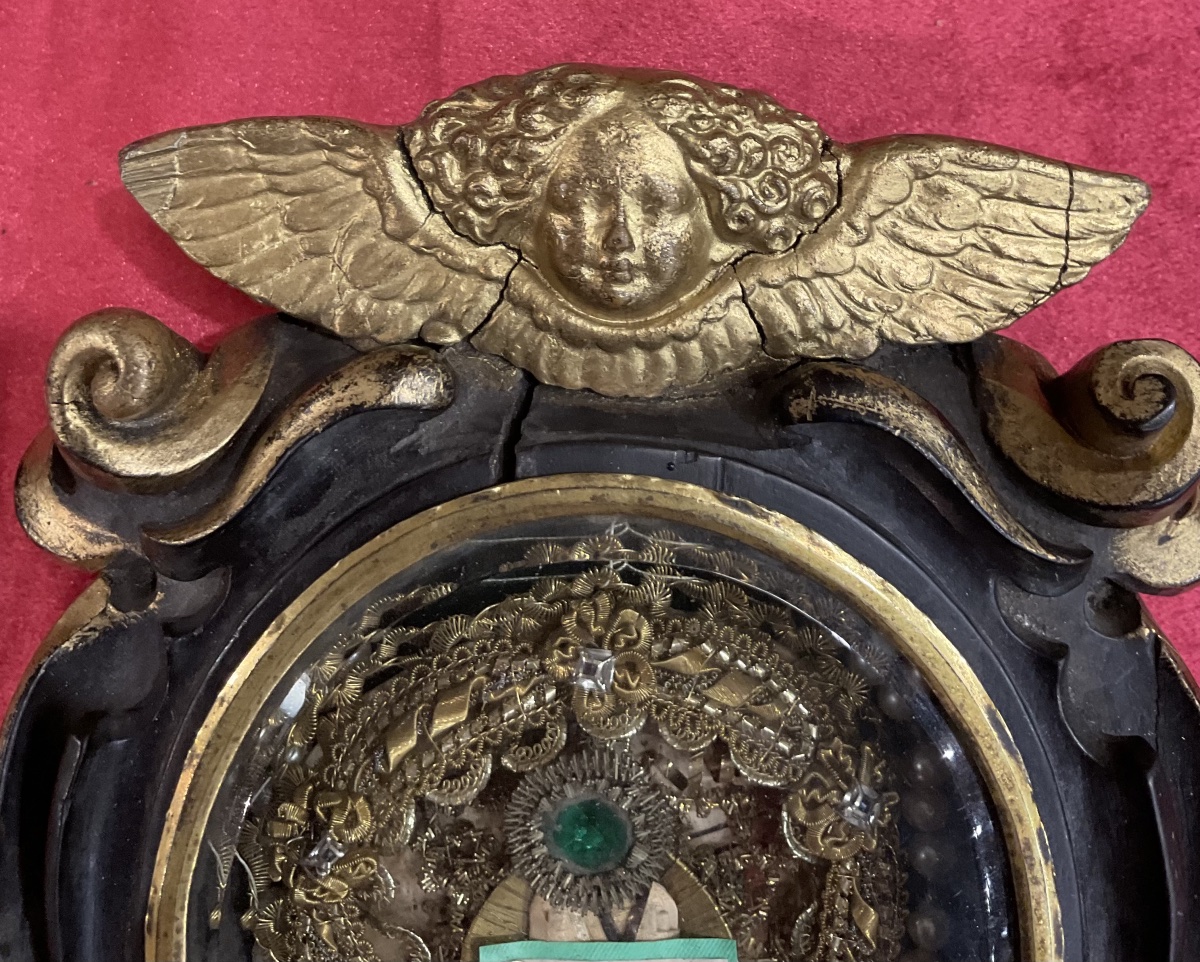 Cadre - Reliquaire En Bois Sculpté Abritant Relique de S. Antoine , Travail De Soeurs XVIIIe-photo-2
