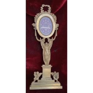 Monstrance-Reliquaire de Saint Jean Baptiste en laiton repoussé à décor angelots, Italie XIXÈ 