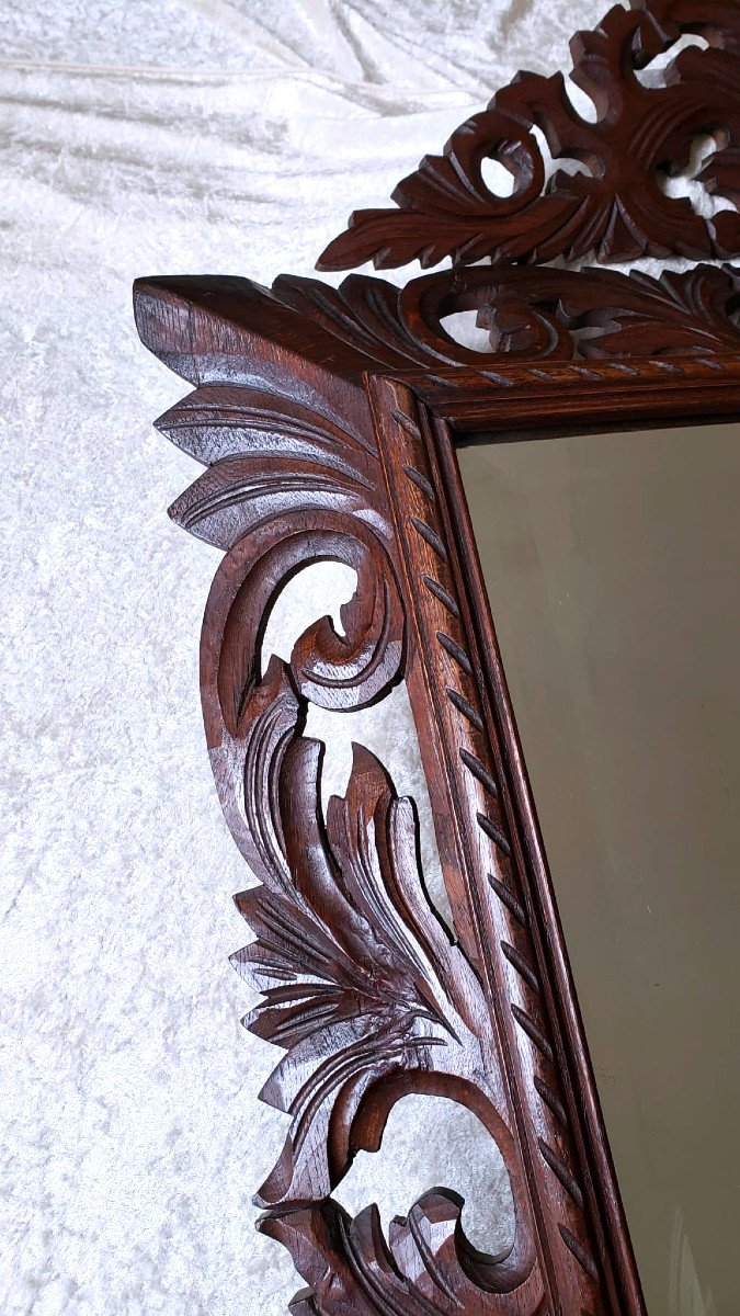 Neo-gothic Mirror In Mahagony And Oak, Decor With Acanthus Leaves. XIX°-photo-1