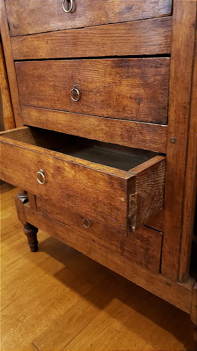 17th Century Oak Oratory - Champagne Burgundy.-photo-2