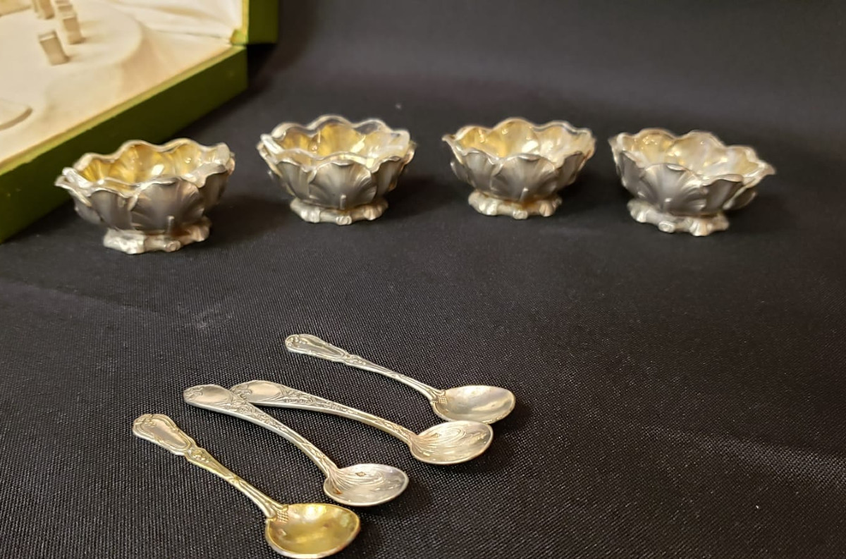 Set Of 4 Louis XV Style Silver Salt Cellars With Minerva Seal And Matching Small Spoons-photo-3