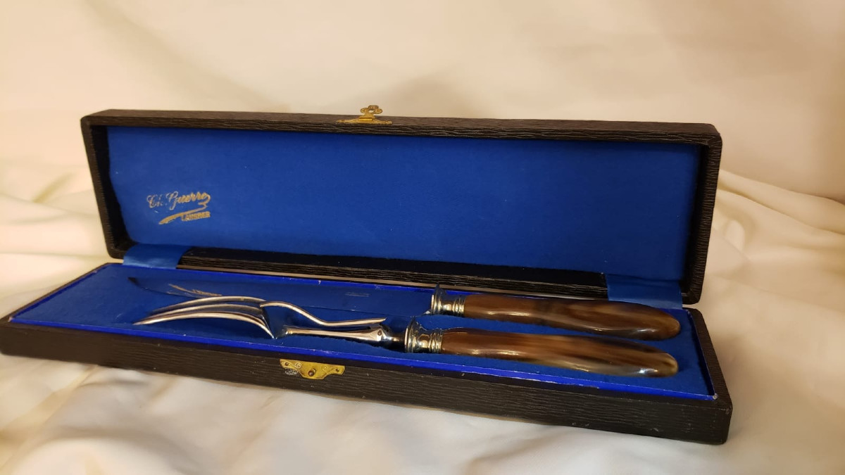 Coffret Service à découper manche corne  Ch. Guerre Langres