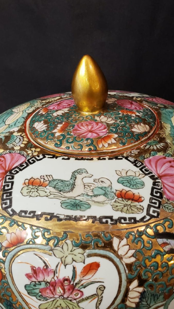 Potiche couverte en porcelaine de Canton- Chine XX°-photo-3