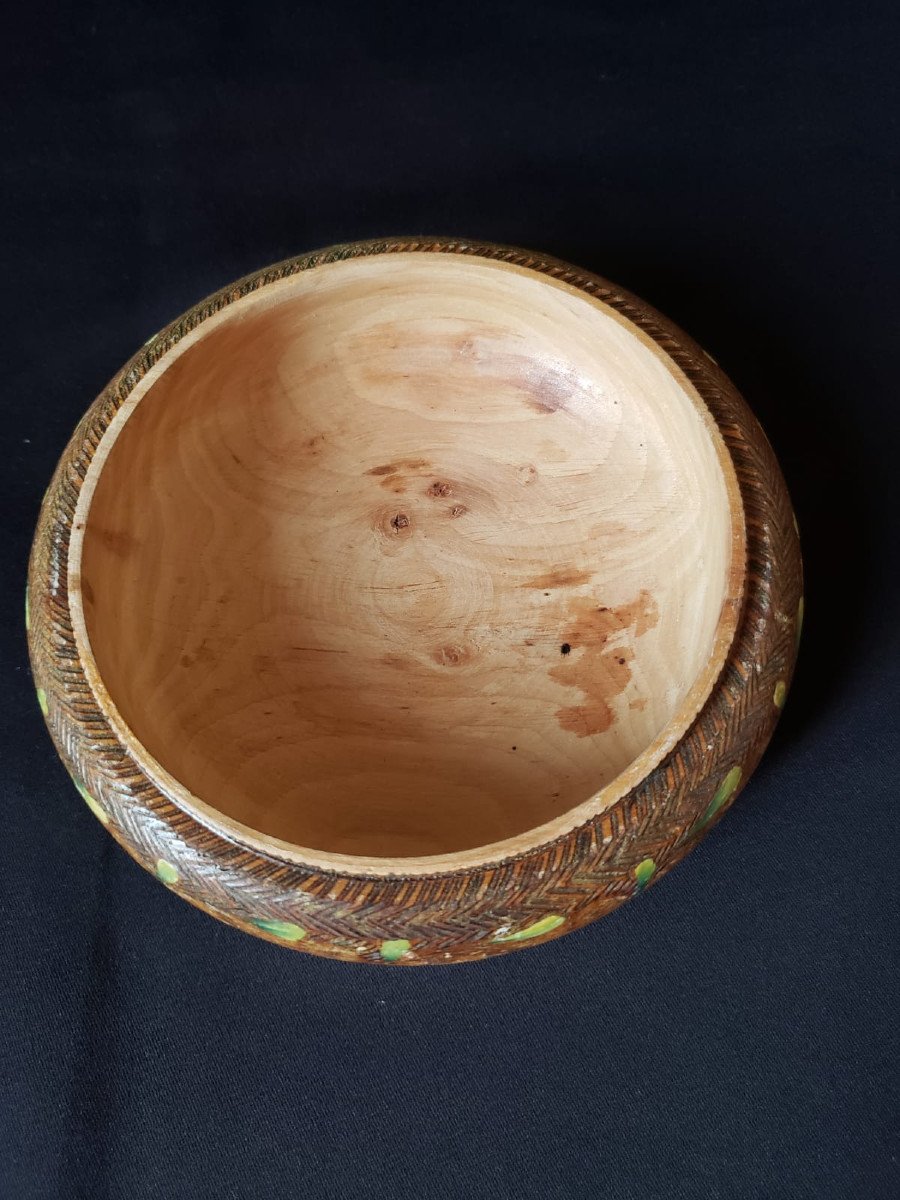 Large Round Spa Box In Guilloche Boxwood. Floral Motifs And Coat Of Arms Of Luxembourg. XIX °.-photo-2