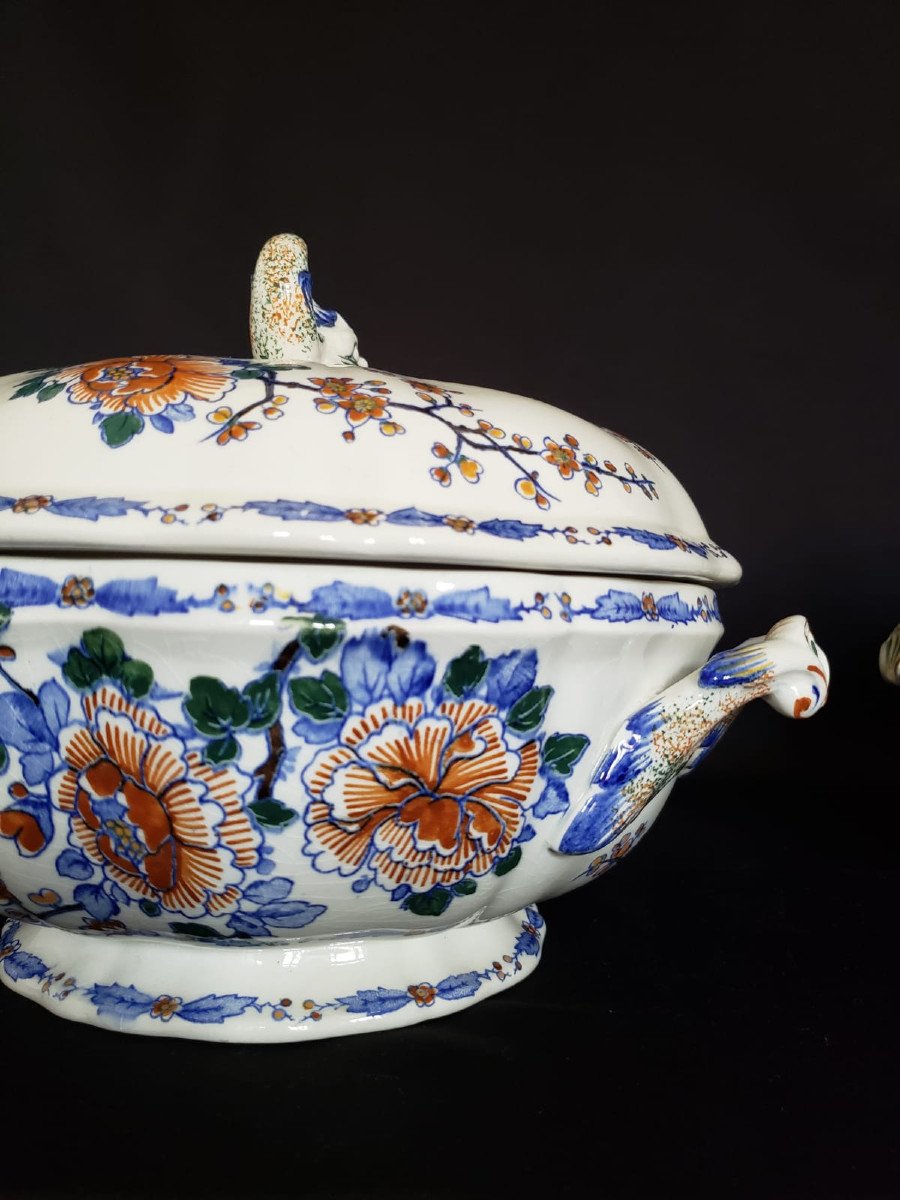 Paire de grandes soupi&egrave;res en gien motif Delft coq et pivoines 1938/40-photo-6