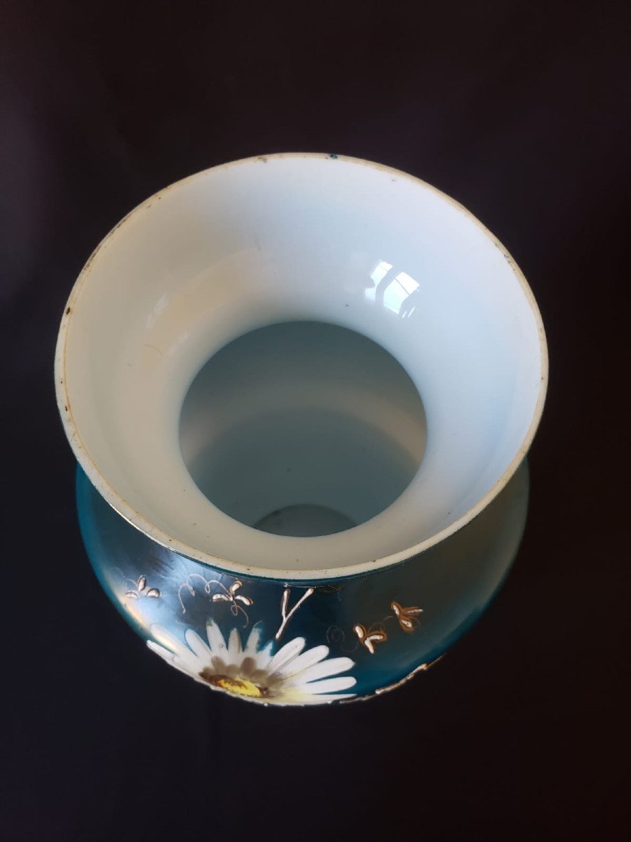 Grand vase en opaline de cristal émaillée - Décor floral marguerites - Fin XIX°-photo-1