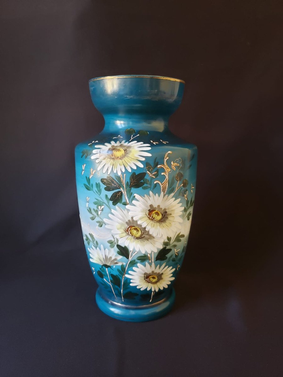 Grand vase en opaline de cristal émaillée - Décor floral marguerites - Fin XIX°