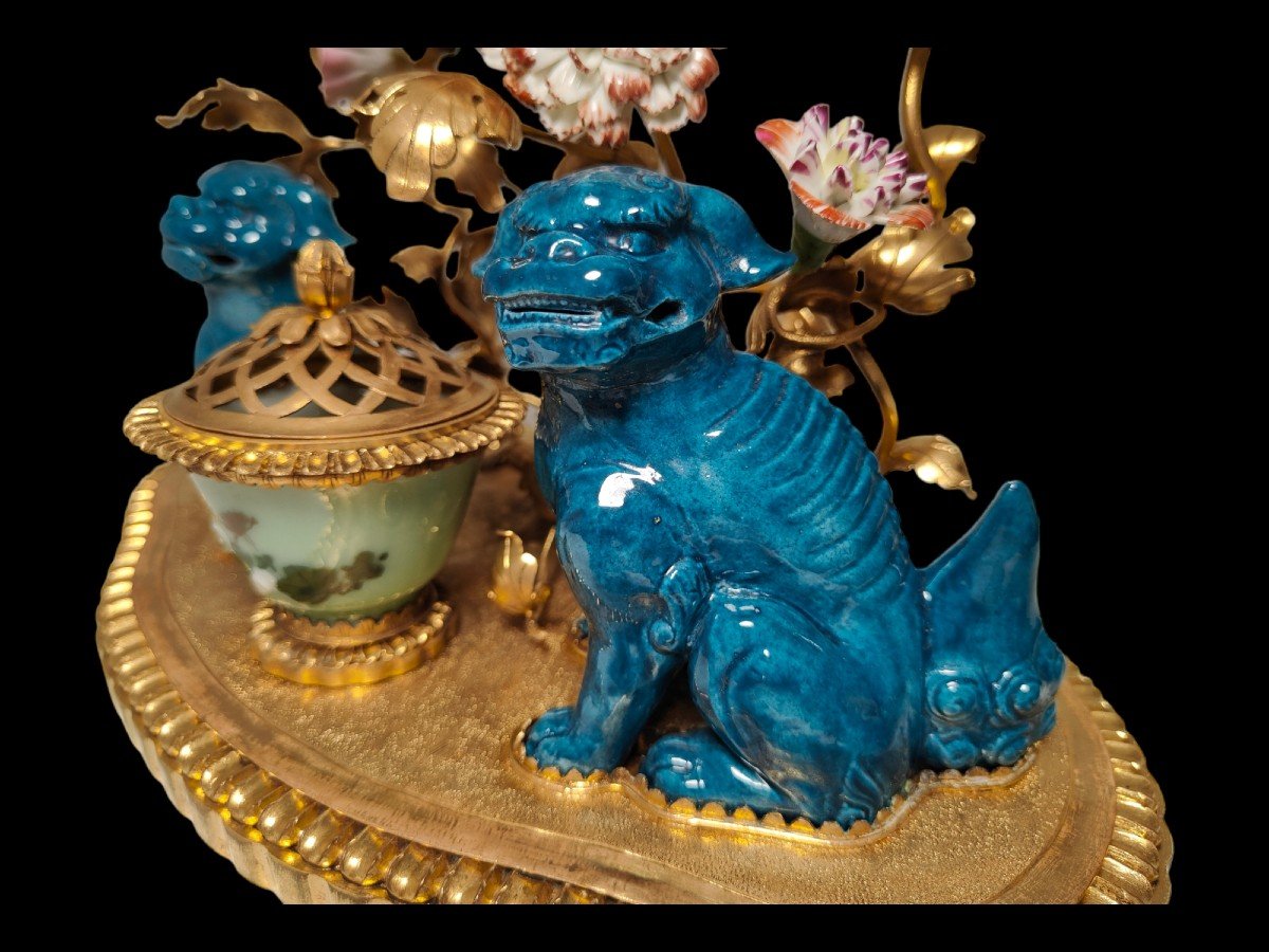 Pendulum In Gilt Bronze And Porcelain In Chinosoiserie Style-photo-2