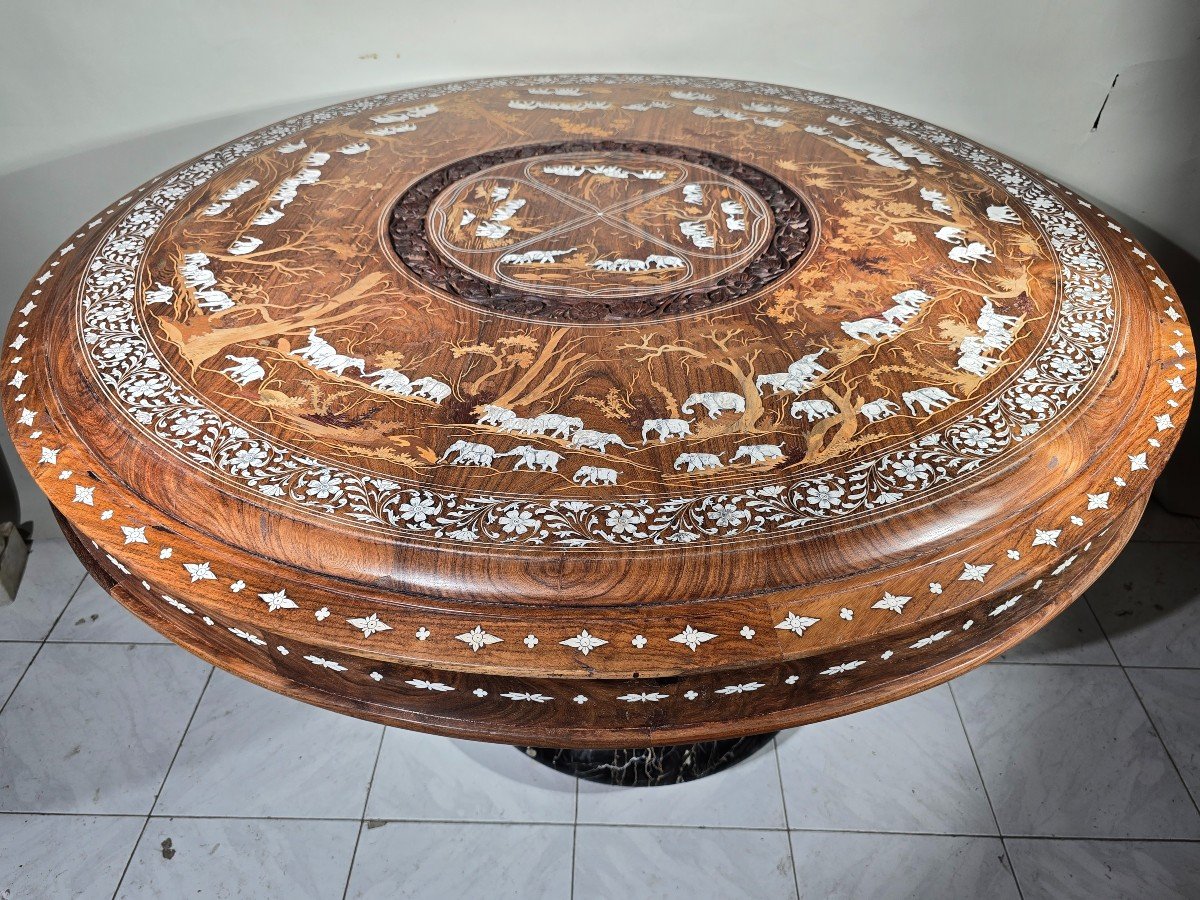  Découvrez Cette Magnifique Table Anglo-indienne Du XIXe Siècle !-photo-7