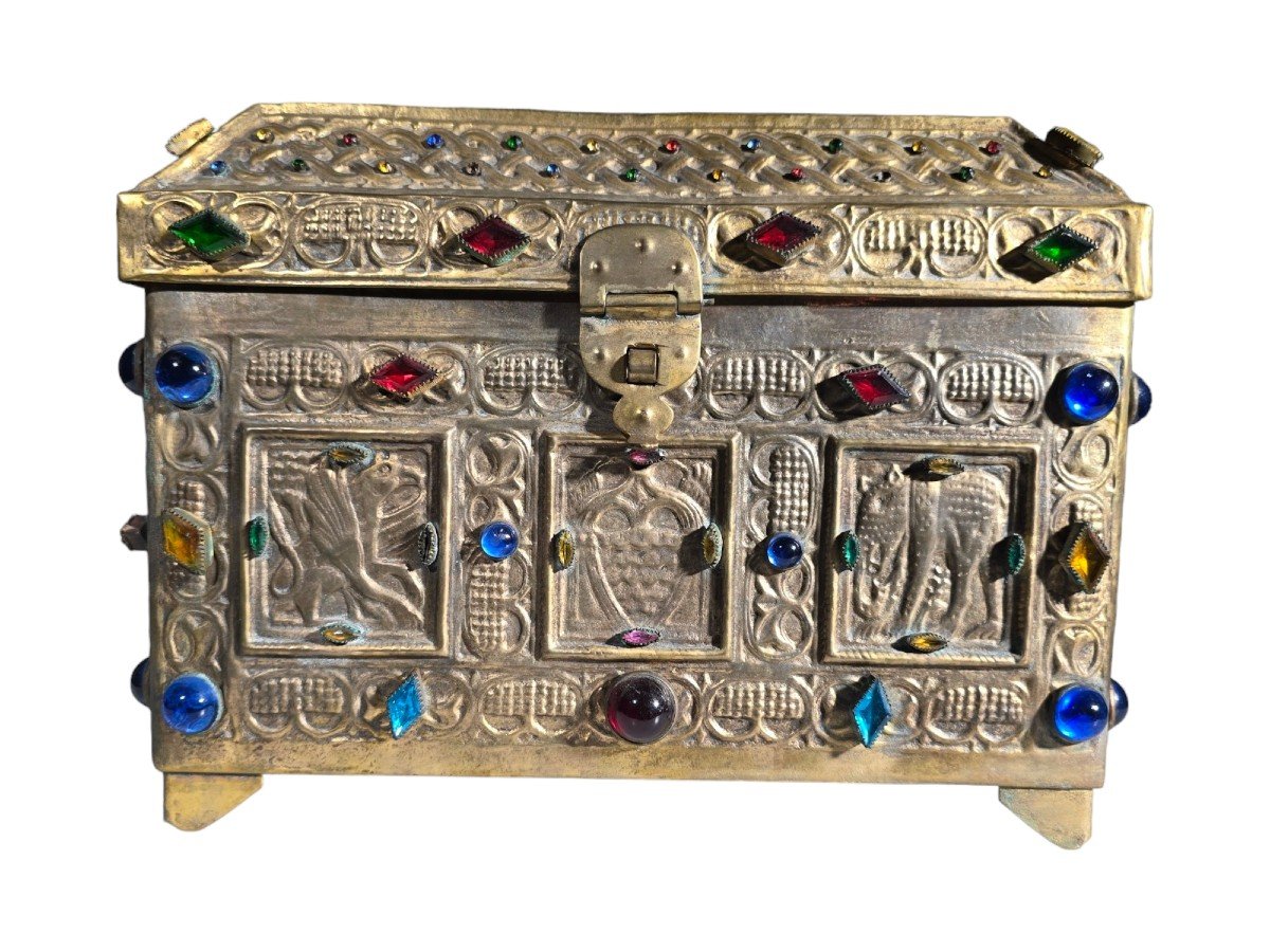 Old Medieval Style Chest Circa 1900-photo-8