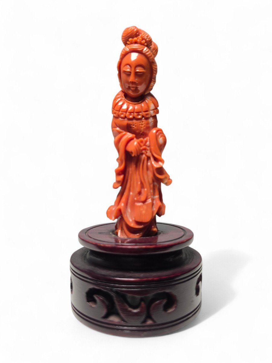  Sculpture En Corail Rouge Des Années 1930 Représentant Une Dame Chinoise-photo-6