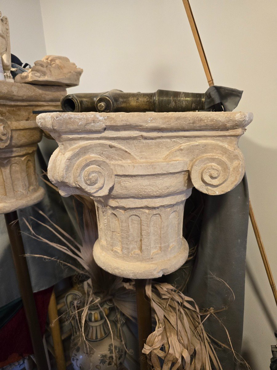 Paire De Chapiteaux Romans Décoratifs En Terre Cuite – Années 1950-photo-2