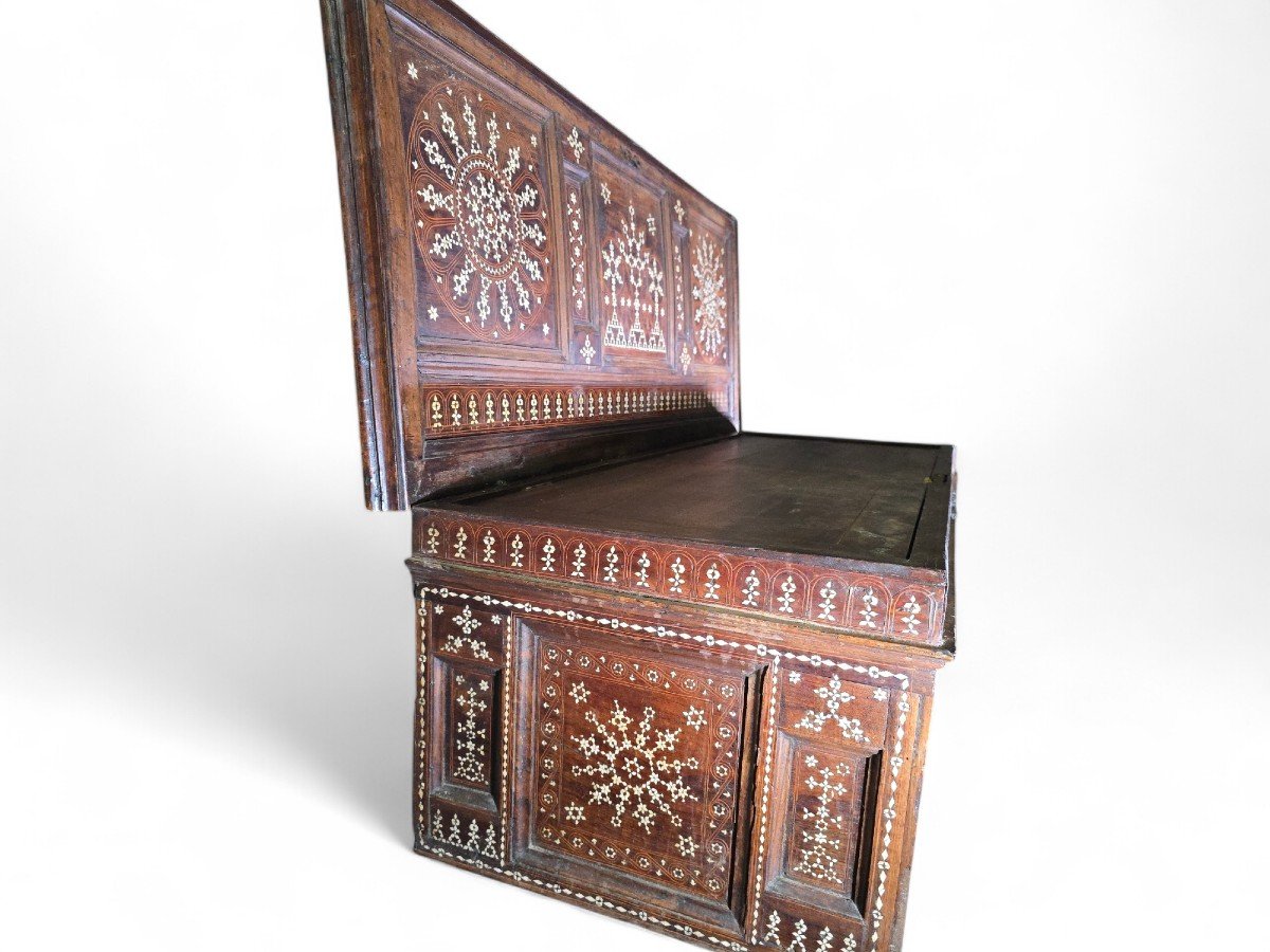 16th Century Aragonese Chest In Walnut And Bone Marquetry-photo-7