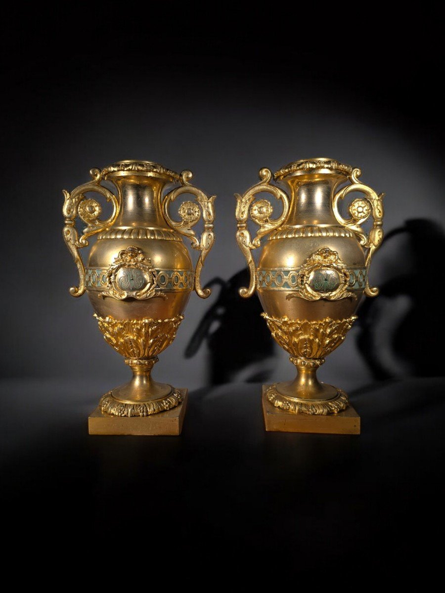 Paire De Vases Français En Bronze Doré Et émail Turquoise-photo-4