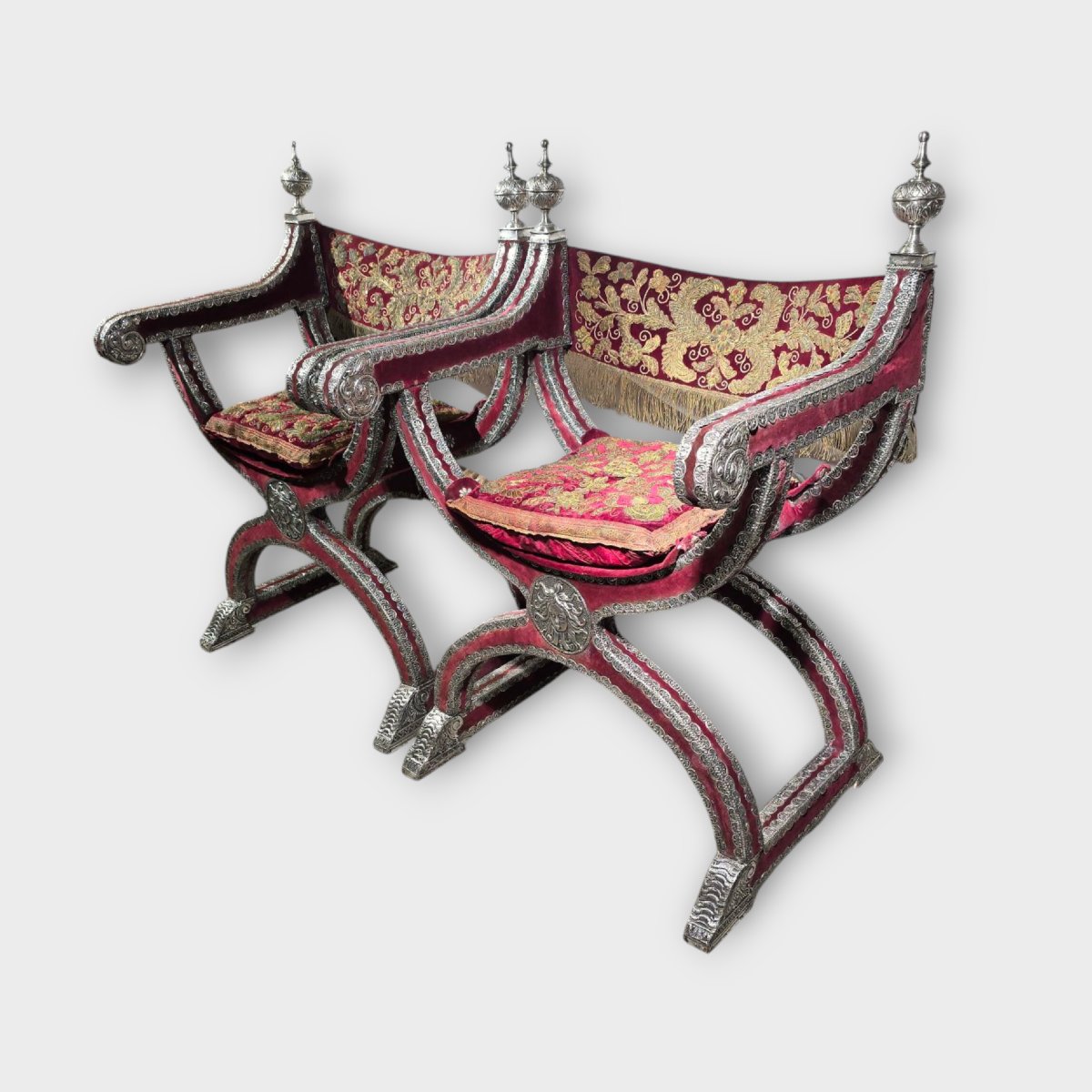 Paire De Fauteuils Coloniaux Mexicains En Argent Du XVIIIe Siècle -photo-2