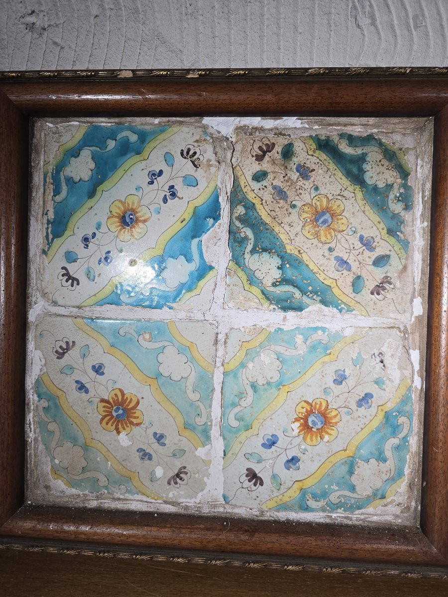 Pair Of 17th Century Framed Talavera Tiles-photo-3