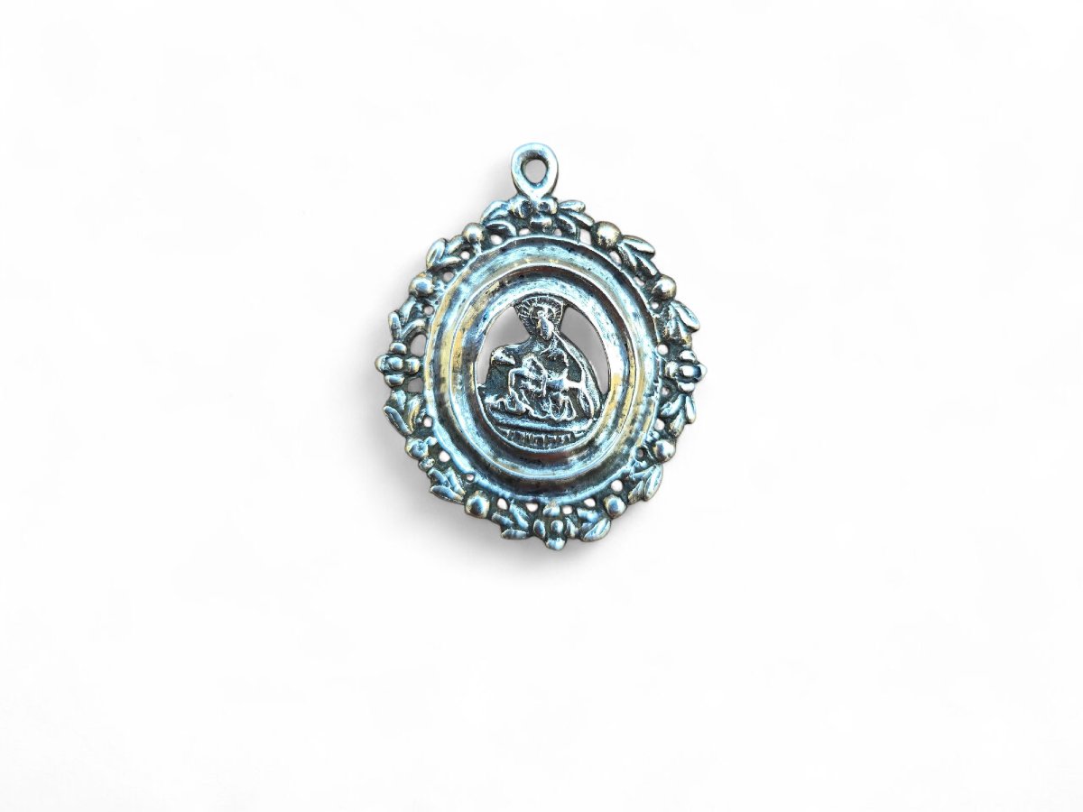 Religious Pendant In Solid Silver – 19th Century-photo-3