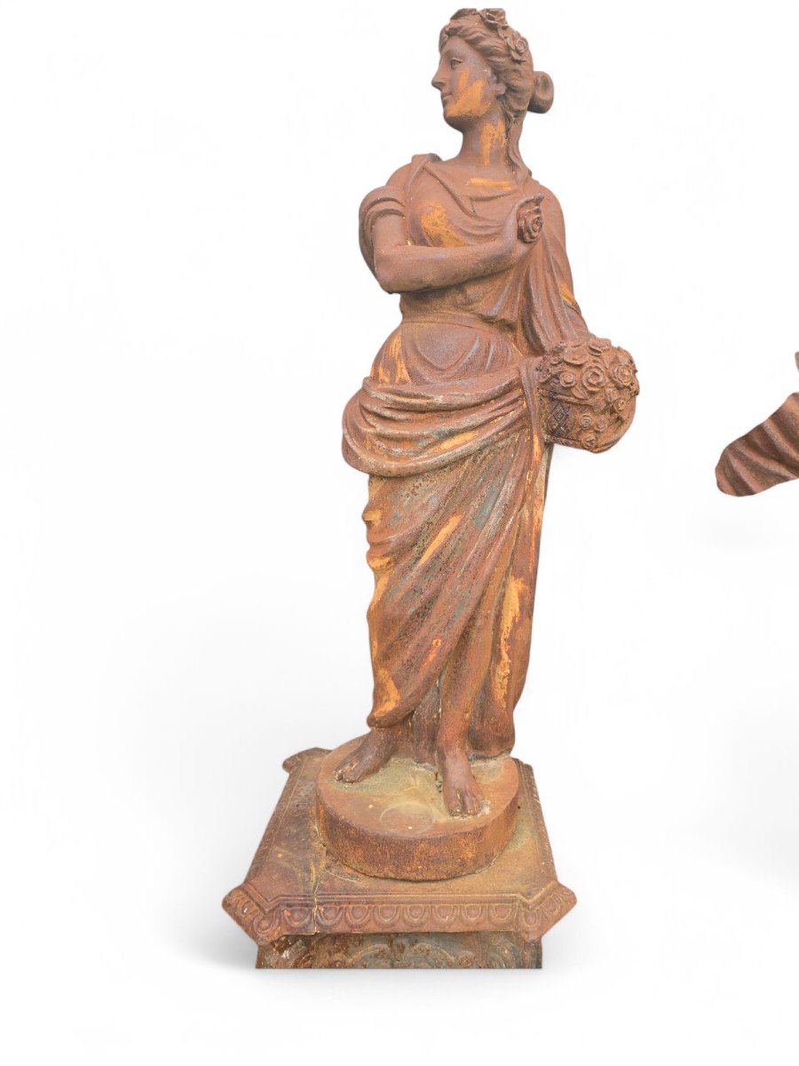 Large 4 Seasons Garden Sculptures - 230 Cm-photo-4