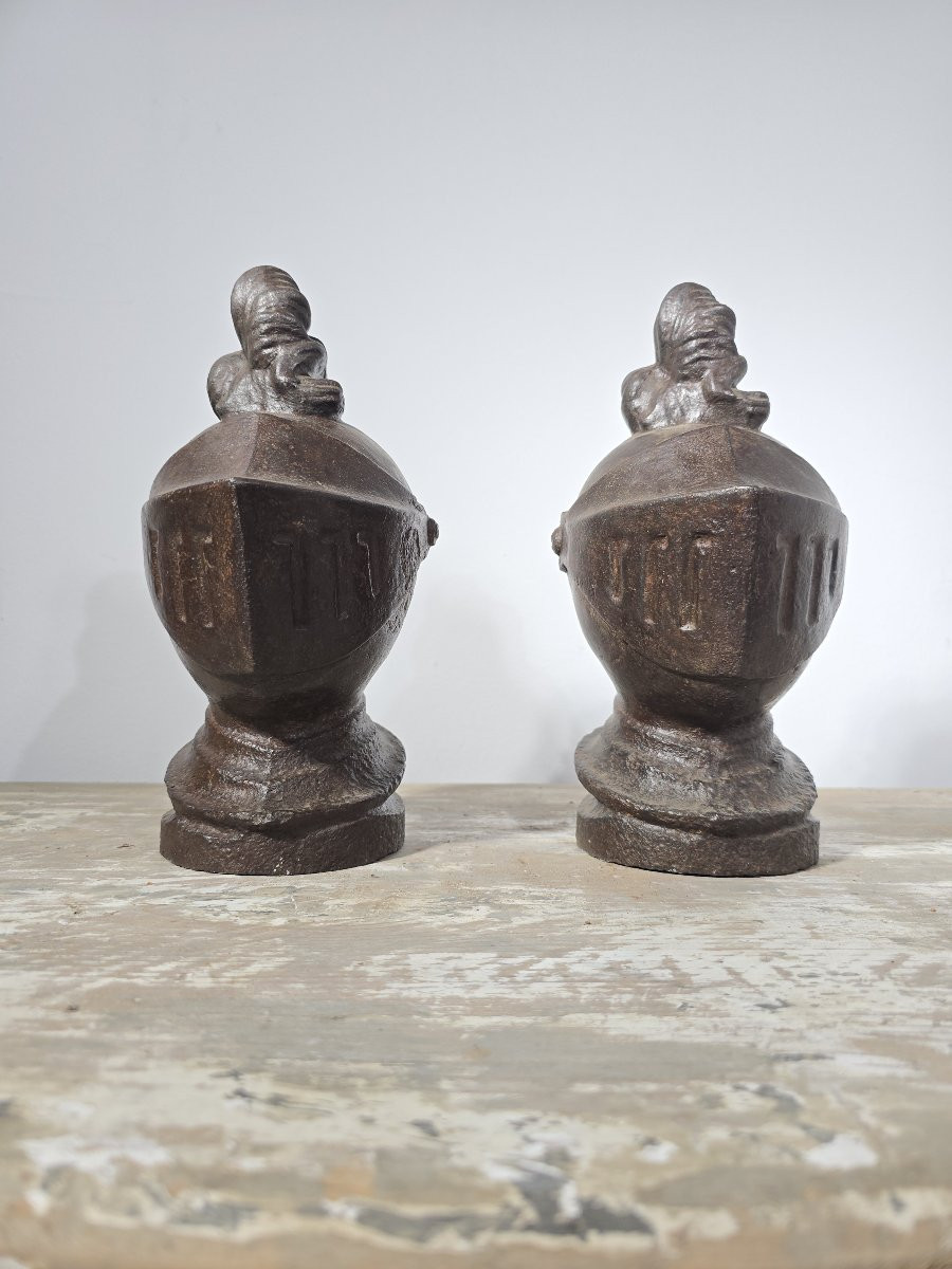Paire De Têtes d'Armure Médiévales – XVIIe Siècle-photo-3