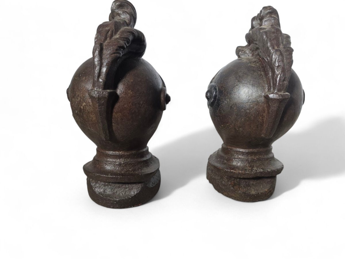 Paire De Têtes d'Armure Médiévales – XVIIe Siècle-photo-4