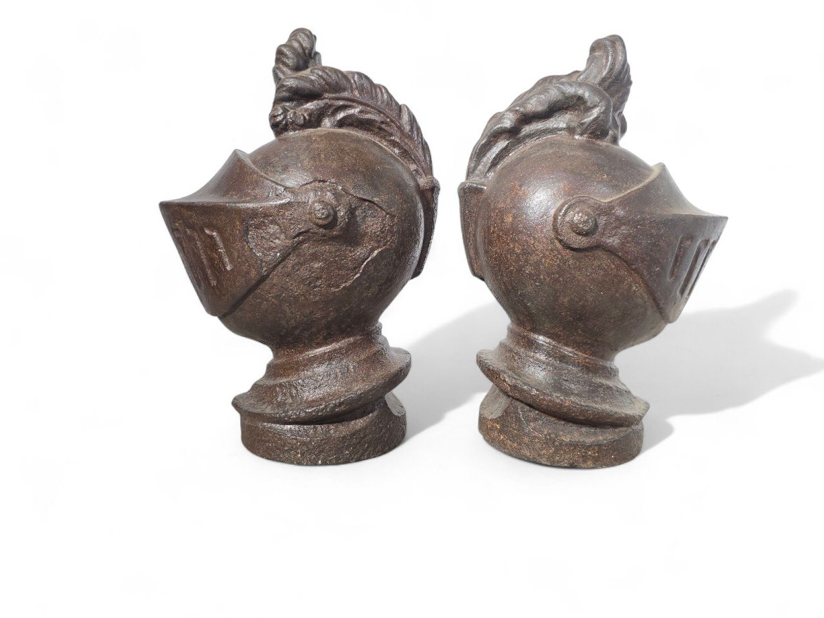 Paire De Têtes d'Armure Médiévales – XVIIe Siècle-photo-6