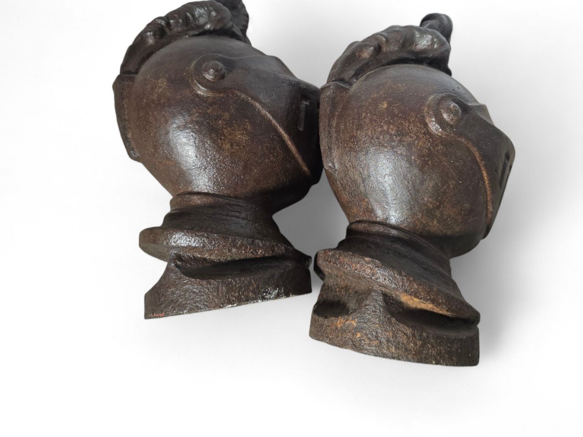 Paire De Têtes d'Armure Médiévales – XVIIe Siècle-photo-8