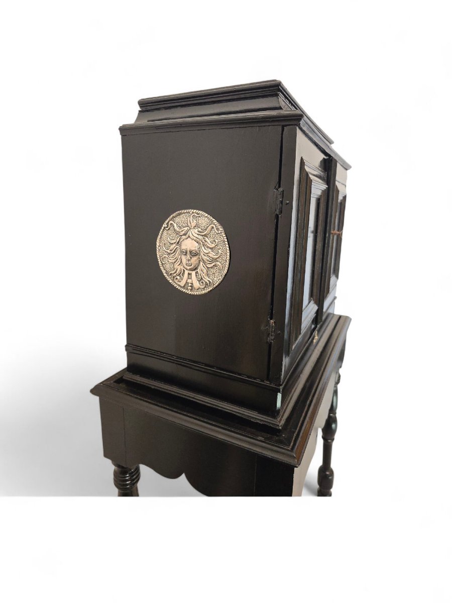 17th Century Flemish Cabinet With Mythological Paintings And Silver Decoration-photo-7
