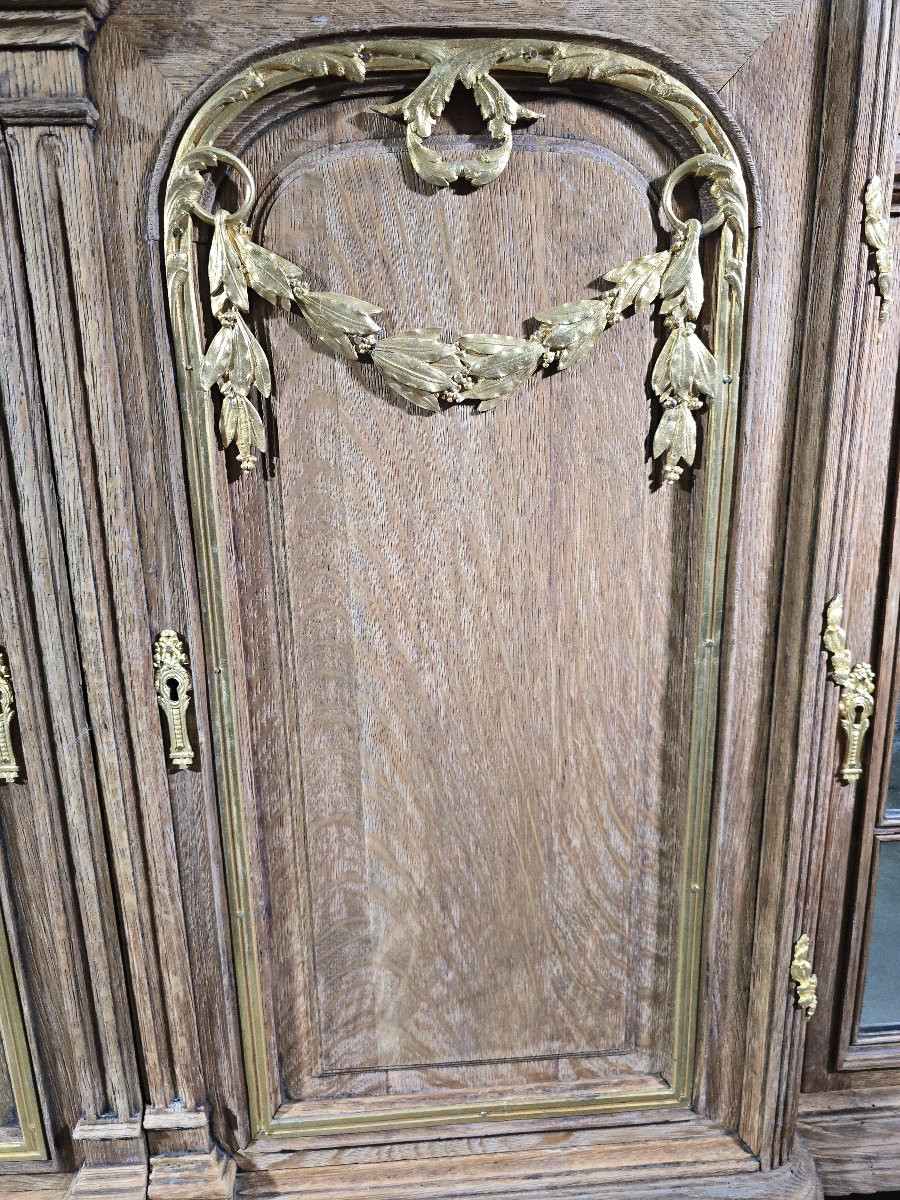 Grand buffet en chêne orné de bronze doré et marbre – XIXe siècle-photo-1