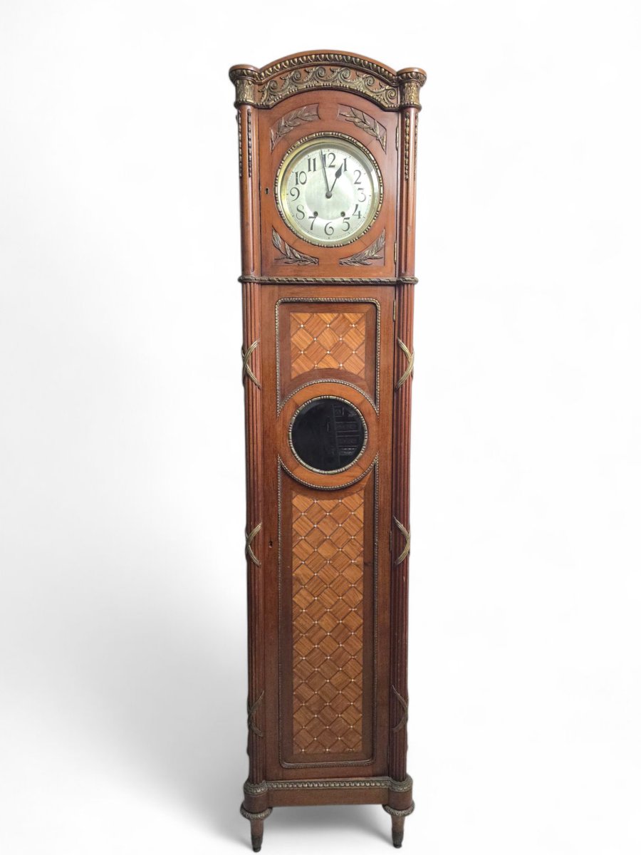 Horloge de parquet en bois exotiques et incrustations de nacre – XXe siècle-photo-2