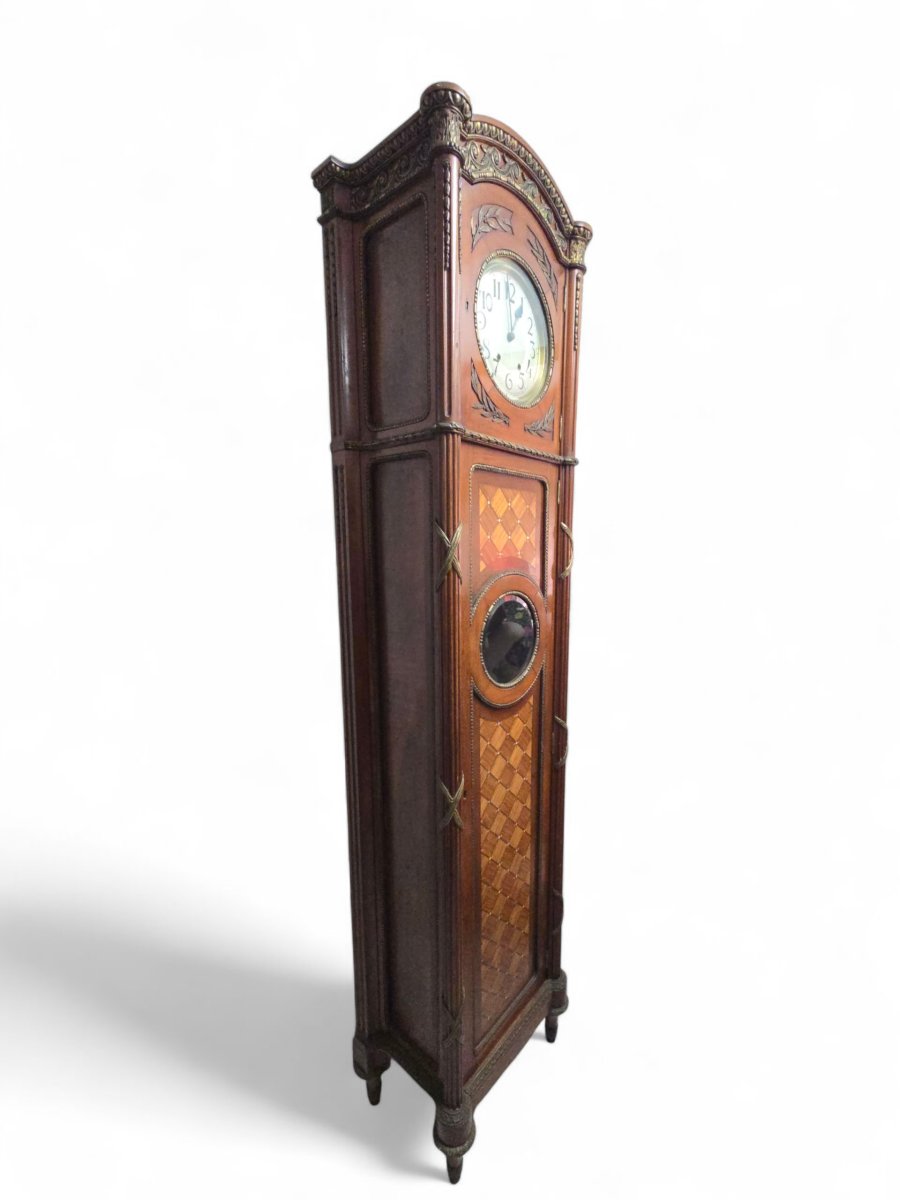 Horloge de parquet en bois exotiques et incrustations de nacre – XXe siècle-photo-8