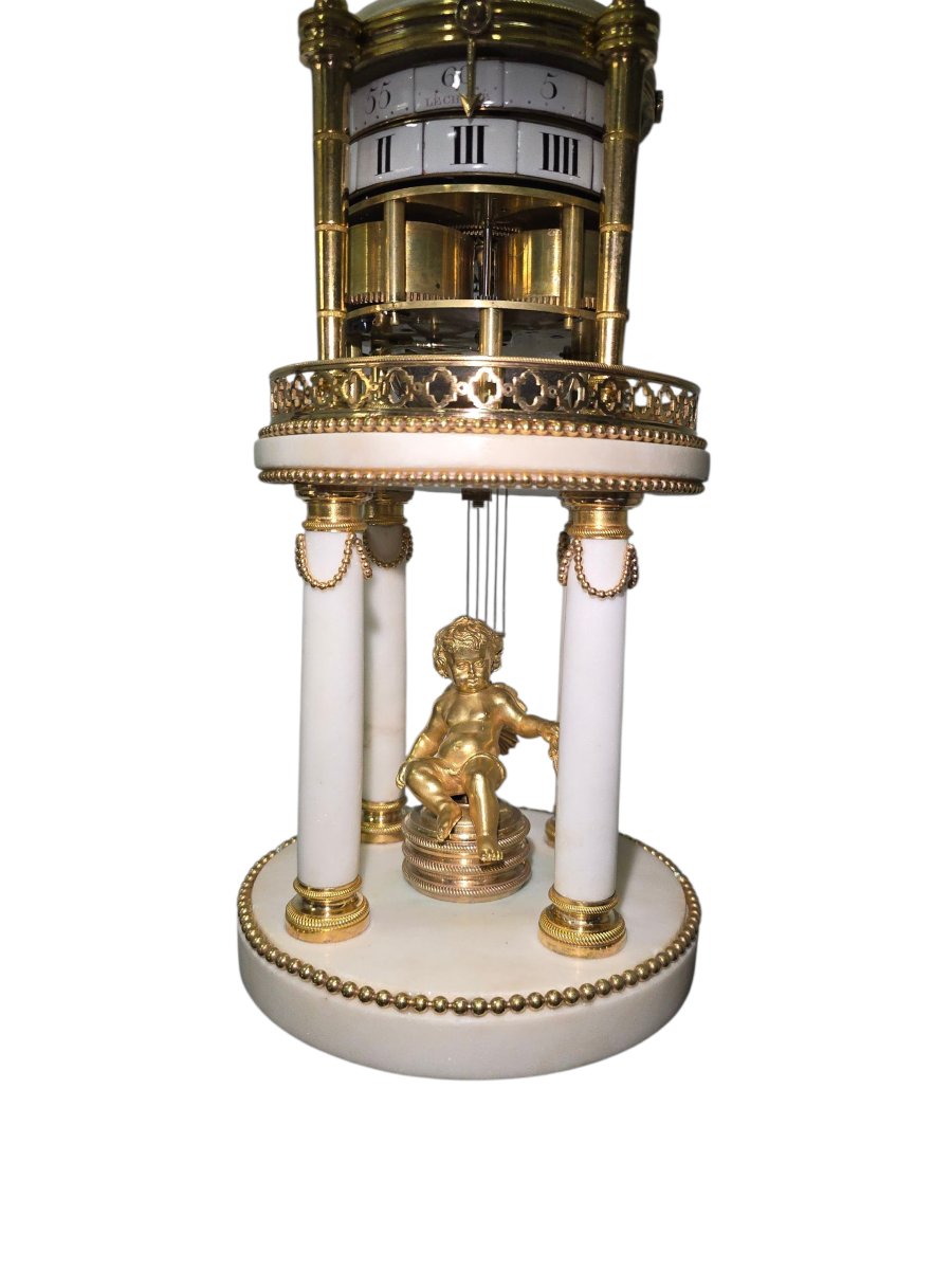 Rare 18th Century Clock In Marble And Gilded Bronze – Signed “le Chopie à Paris”-photo-4