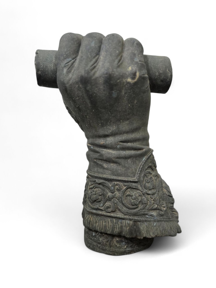  Main en Bronze d'après Pietro Tacca — par Fernando Sánchez Castillo