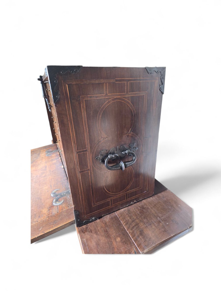 17th-century Spanish Cabinet In Walnut And Exotic Woods, Marquetry Interior-photo-4