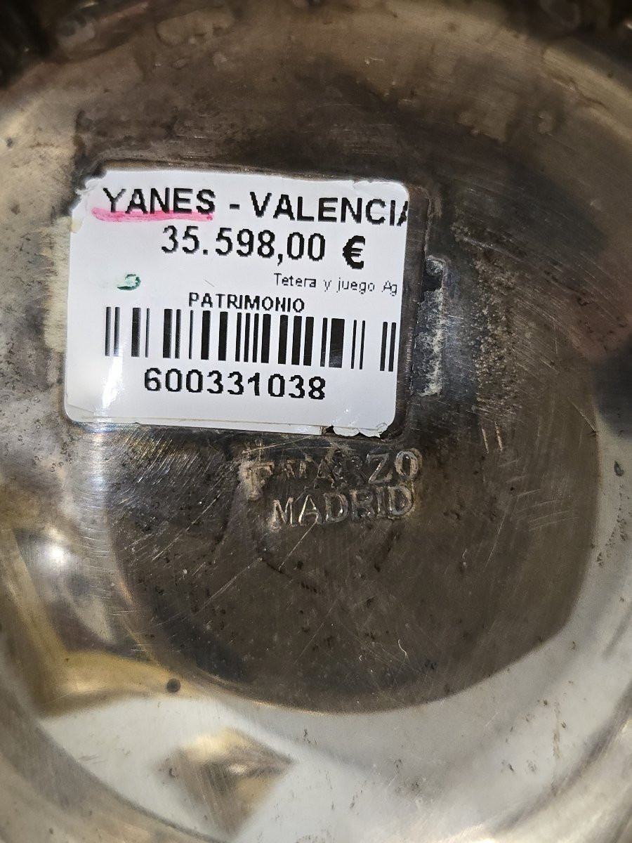 Royal Spanish Silver Tea And Coffee Service By Yanes, Decorated With The Coat Of Arms Of Alfonso-photo-6