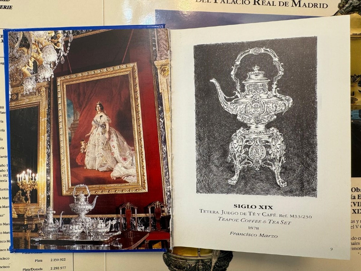 Royal Spanish Silver Tea And Coffee Service By Yanes, Decorated With The Coat Of Arms Of Alfonso-photo-8