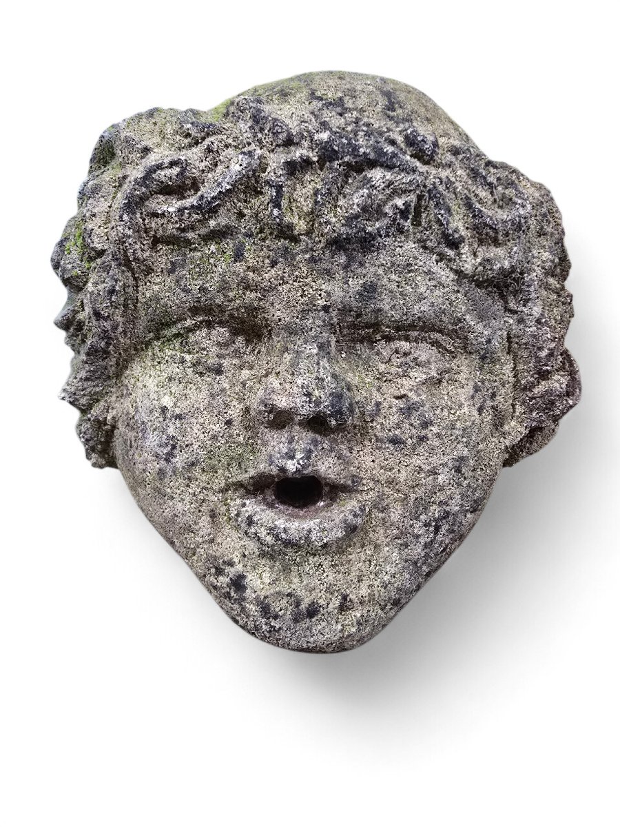 19th-century Vicenza Stone Fountain Spout In The Shape Of A Child's Head-photo-4