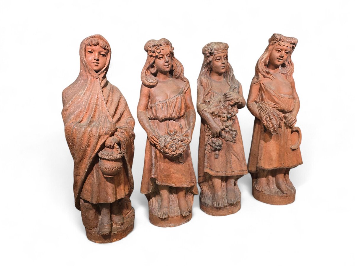 Ensemble de quatre statues en terre cuite toscane du milieu du XXe-photo-1