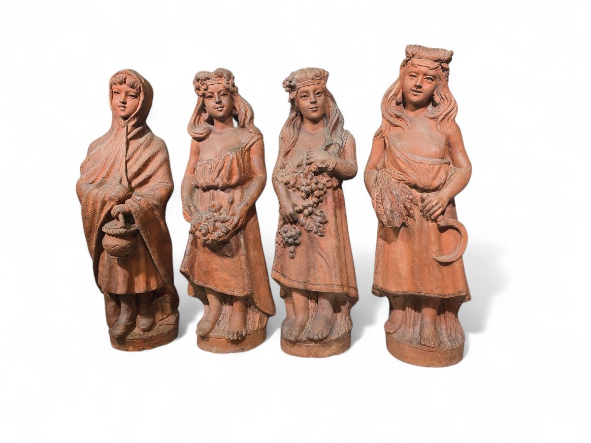 Ensemble de quatre statues en terre cuite toscane du milieu du XXe-photo-2