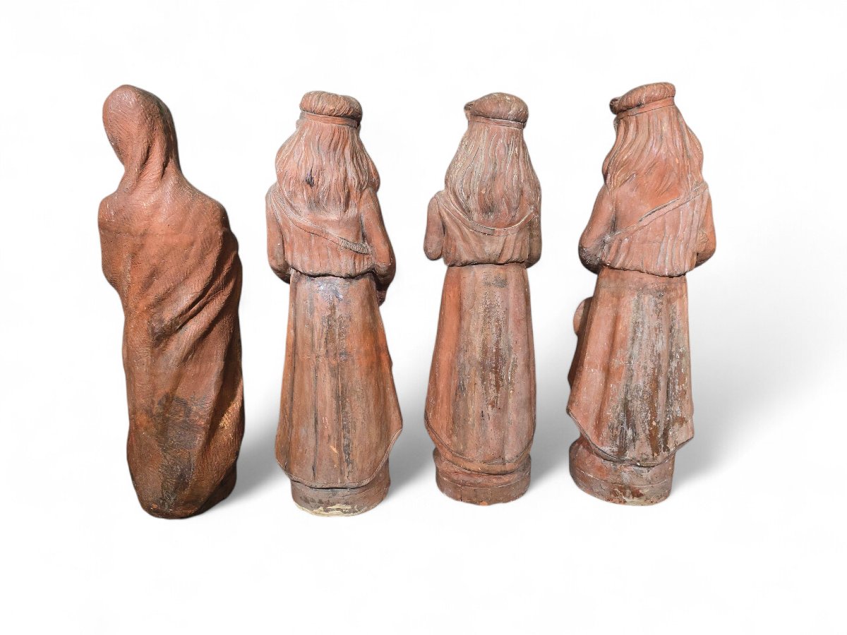 Ensemble de quatre statues en terre cuite toscane du milieu du XXe-photo-3