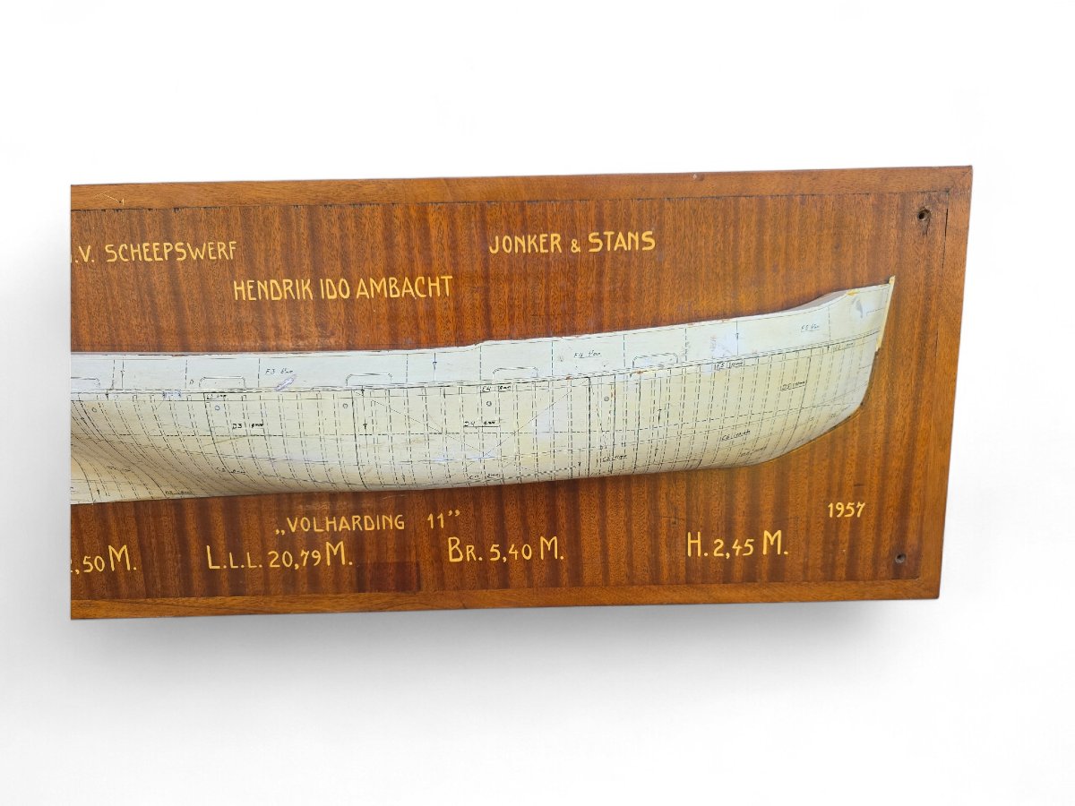 Maquette de bateau de 1957 sur panneau de bois-photo-4