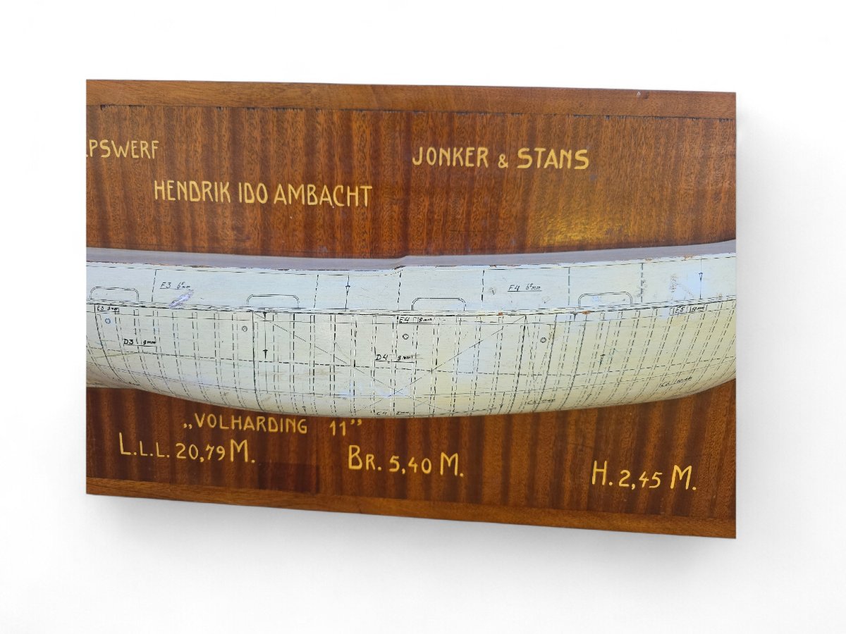 Maquette de bateau de 1957 sur panneau de bois-photo-3